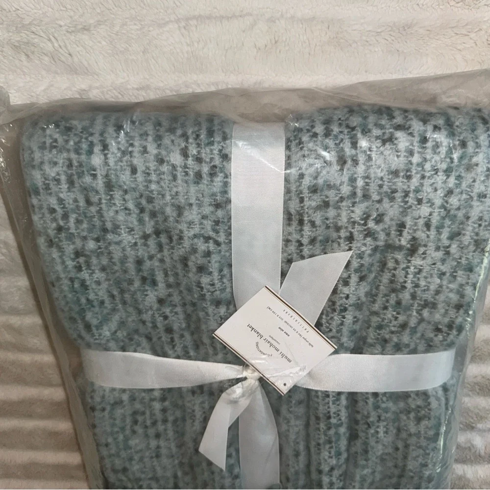 Pottery Barn NWT multi color Mohair fringe woven yarn dyed throw blanket